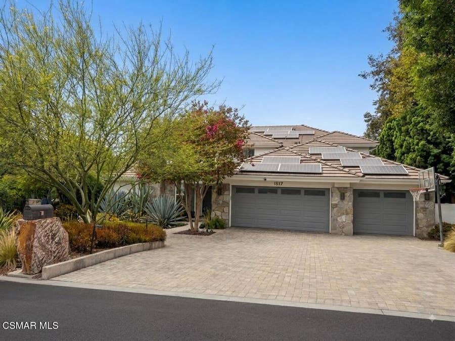Property photo for 1517 Falling Star Avenue, Westlake Village, CA