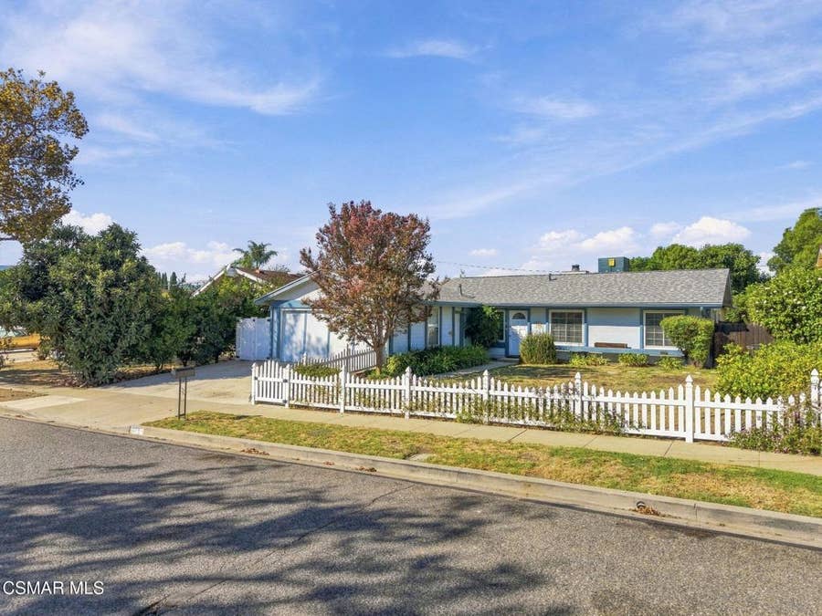 Property photo for 1179 Brandon Avenue, Simi Valley, CA