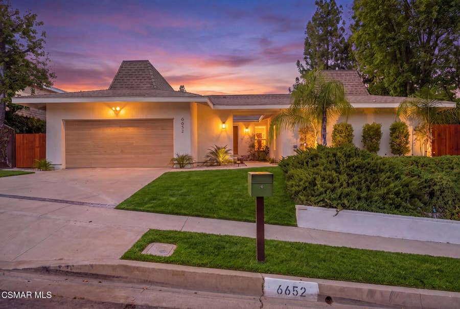 Property photo for 6652 Daryn Drive, West Hills, CA