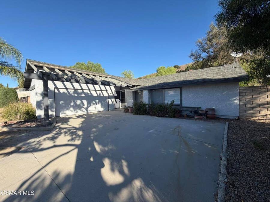 Property photo for 2175 Stoneman Street, Simi Valley, CA