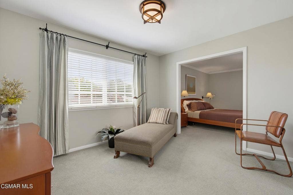 6512 Pinion Street, Oak Park, CA 91377 Sitting Room 2