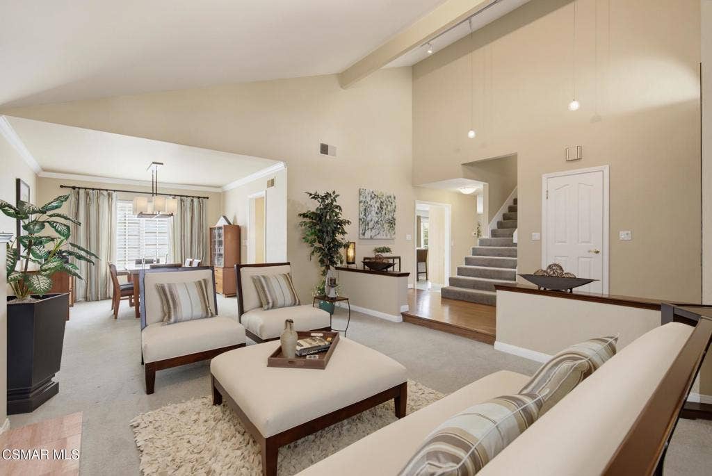 6512 Pinion Street, Oak Park, CA 91377 Living to Dining