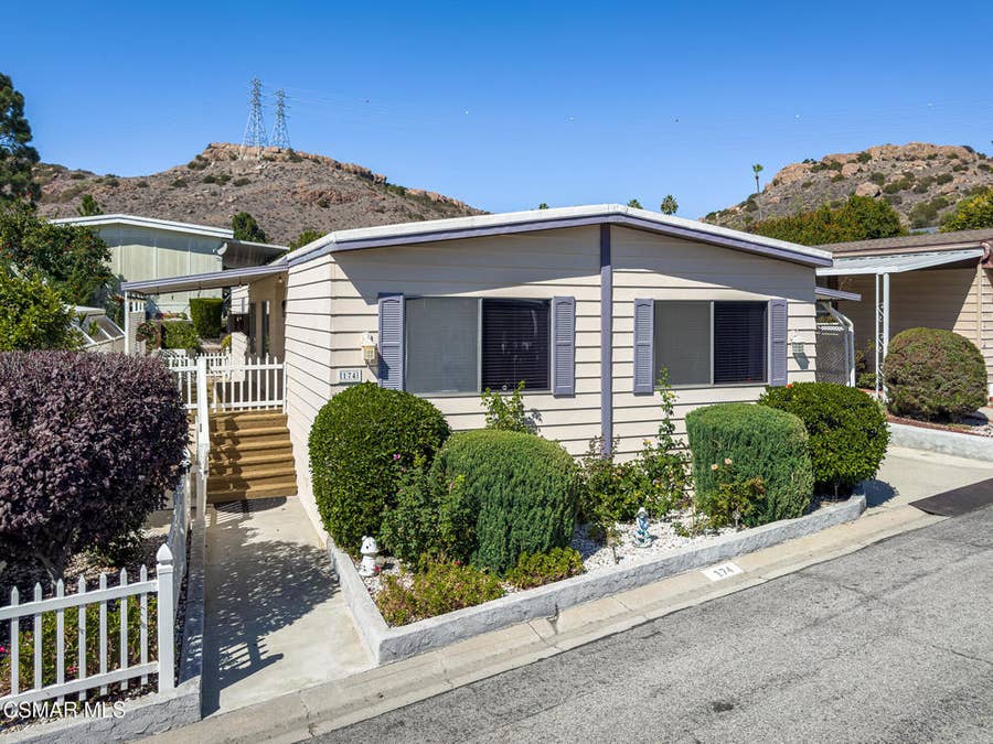 Property photo for 174 El Pajaro, Newbury Park, CA