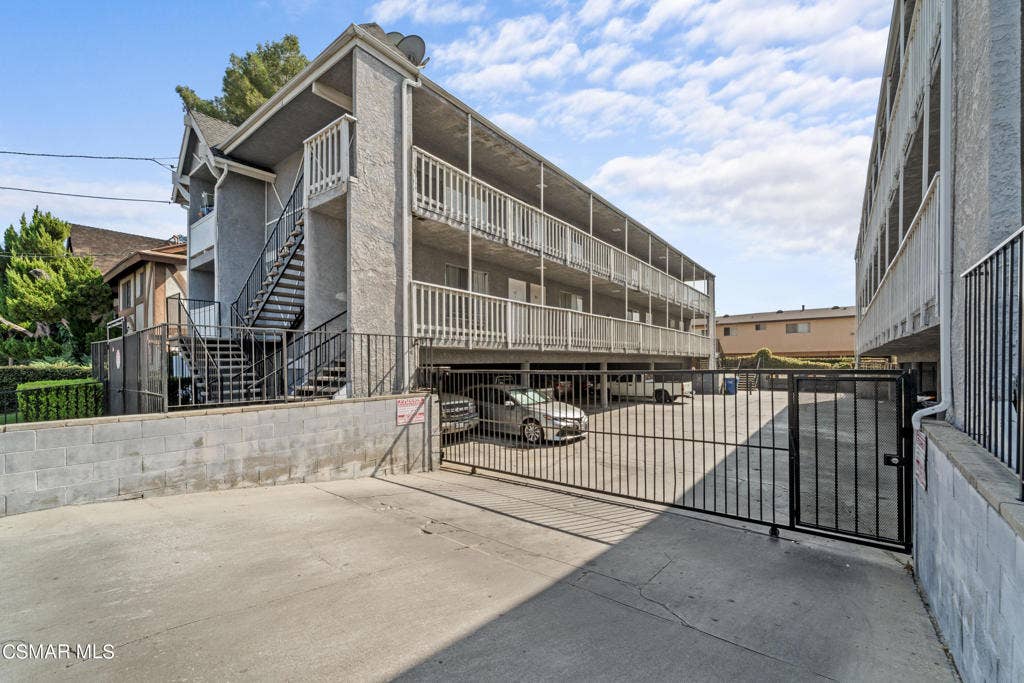 18356 Napa Street, Northridge, CA 91325 18356 Napa St-10