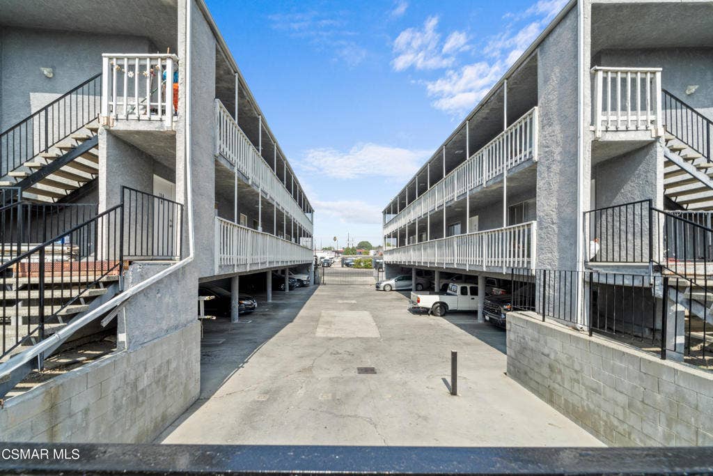18356 Napa Street, Northridge, CA 91325 18356 Napa St-5