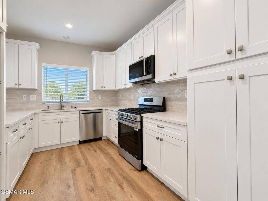 1201 N Lombard Street, Oxnard, CA 93030 Kitchen - 1