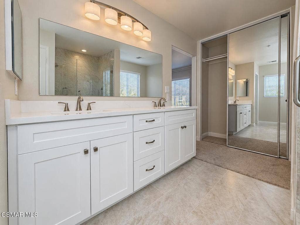 1201 N Lombard Street, Oxnard, CA 93030 Primary bathroom - 3