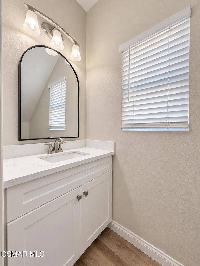 1201 N Lombard Street, Oxnard, CA 93030 Powder-Room