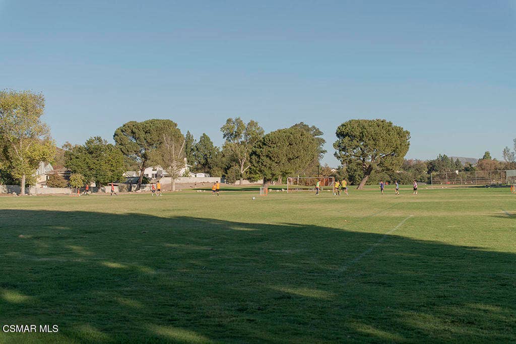 2676 Castillo Circle, Thousand Oaks, CA 91360 56