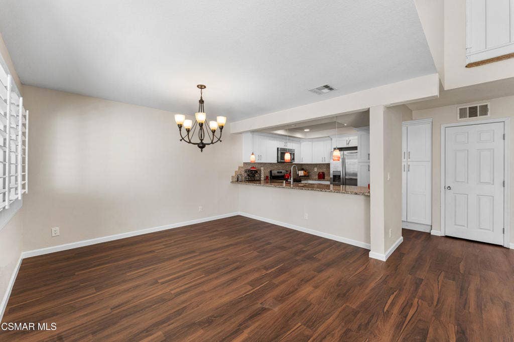 612 Artisan Road, Newbury Park, CA 91320 Dining room 2