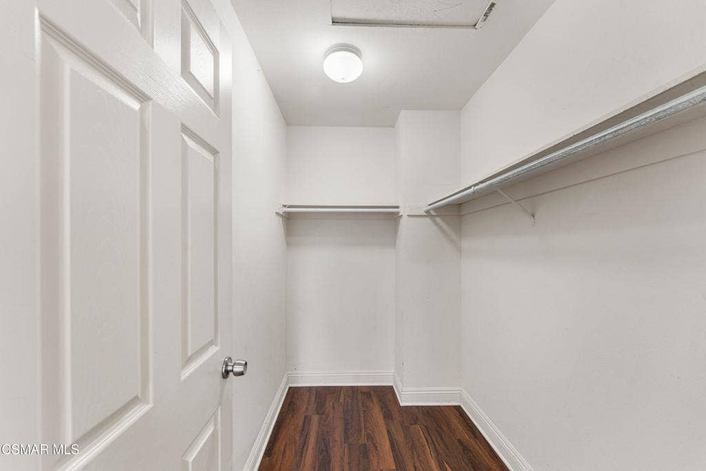 612 Artisan Road, Newbury Park, CA 91320 Master Closet