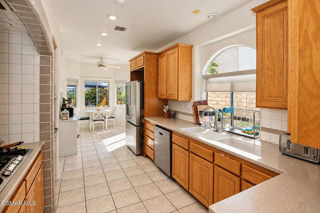 1046 Cactus Court, Newbury Park, CA 91320 017