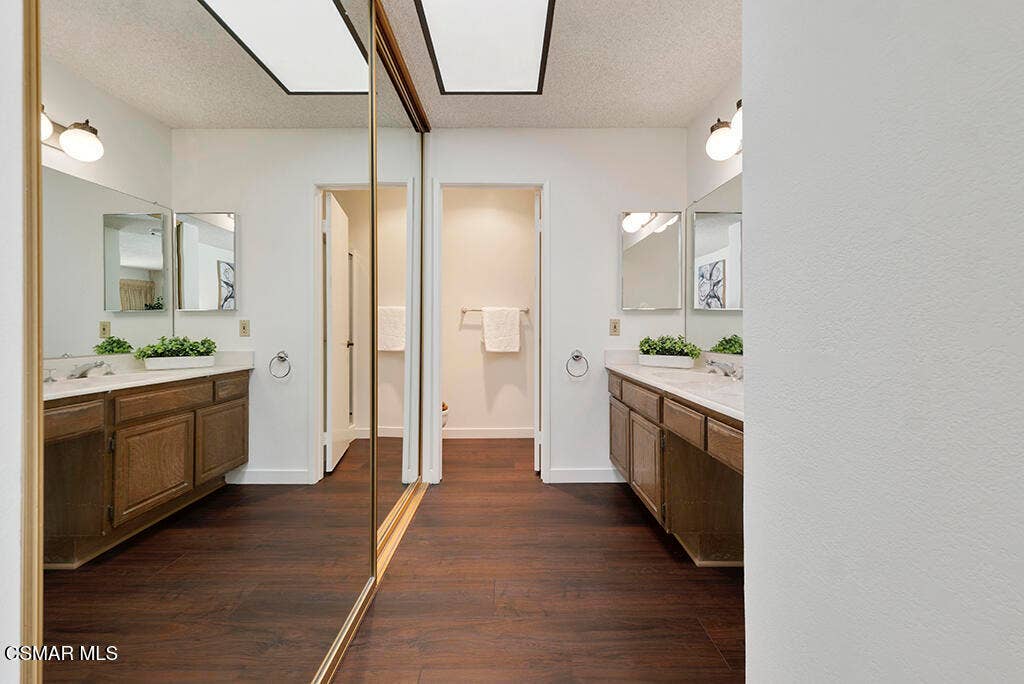 2113 Portola Lane, Westlake Village, CA 91361 2113 Portola Ln, Westlake Village -HsHPr