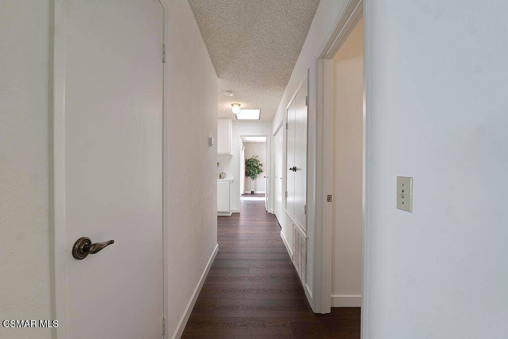 2113 Portola Lane, Westlake Village, CA 91361 2113 Portola Ln, Westlake Village -HsHPr