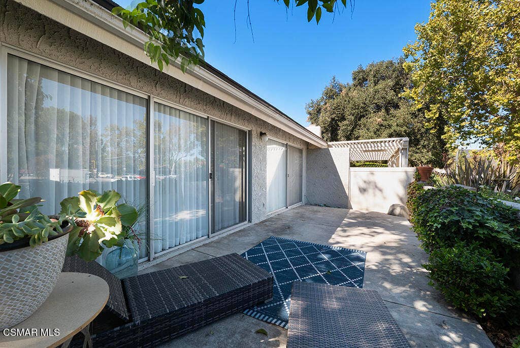 2113 Portola Lane, Westlake Village, CA 91361 2113 Portola Ln, Westlake Village -HsHPr