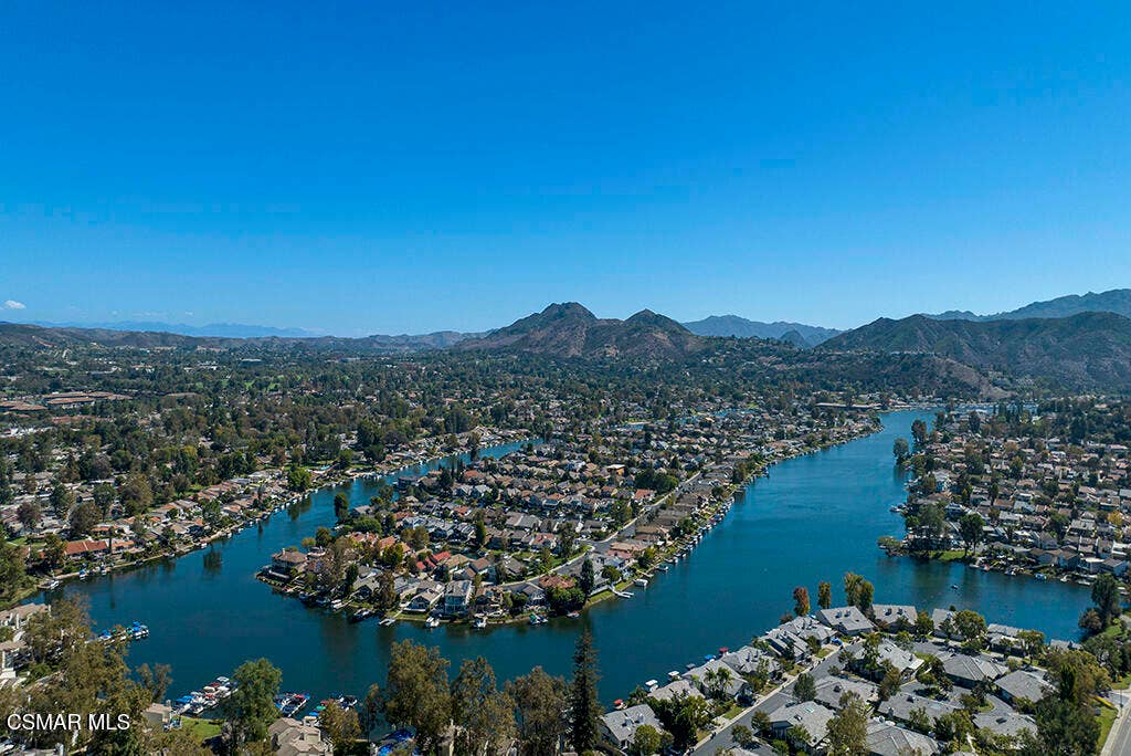 2113 Portola Lane, Westlake Village, CA 91361 2113 Portola Ln, Westlake Village -HsHPr