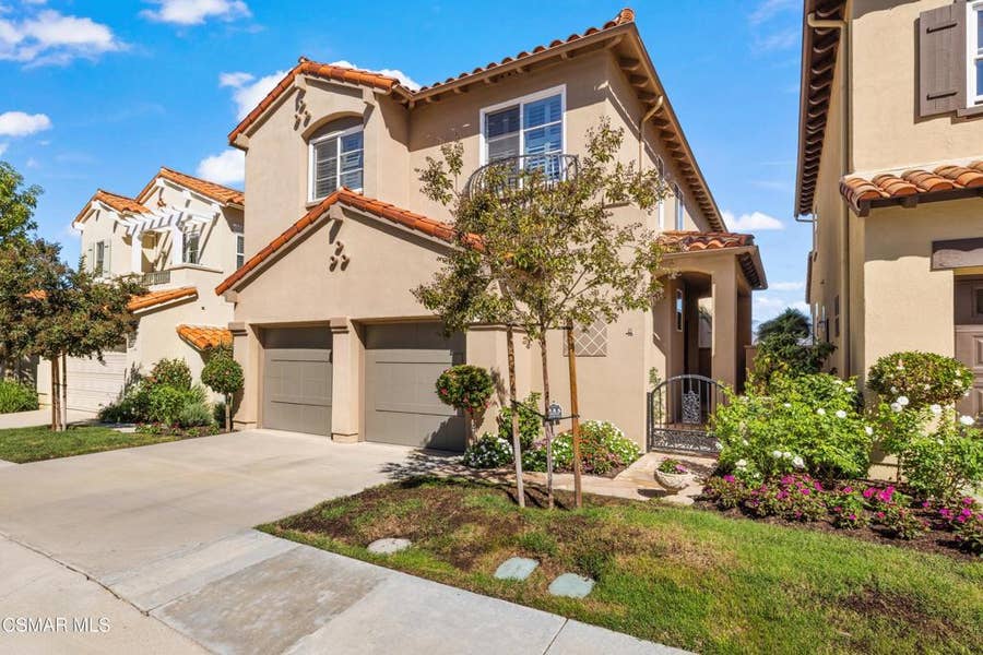 Property photo for 927 Corte Augusta, Camarillo, CA