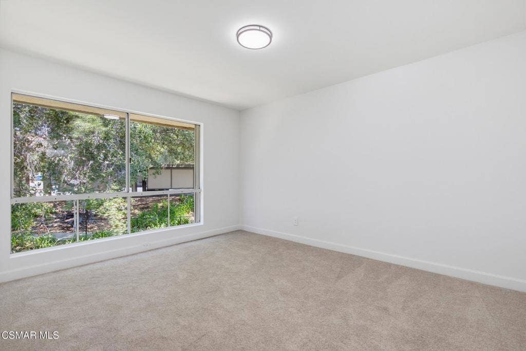 291 Sequoia Court, #34, Thousand Oaks, CA 91360 Bedroom 1