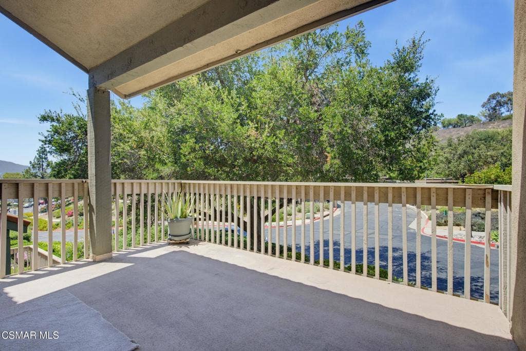 291 Sequoia Court, #34, Thousand Oaks, CA 91360 Balcony 2