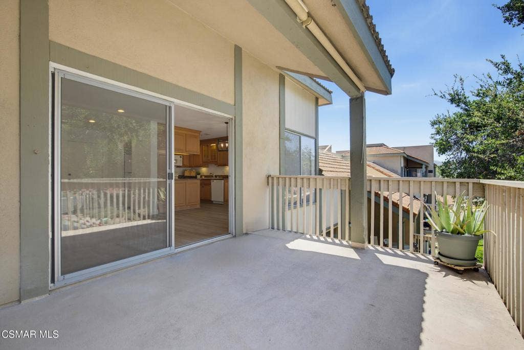 291 Sequoia Court, #34, Thousand Oaks, CA 91360 Balcony 3