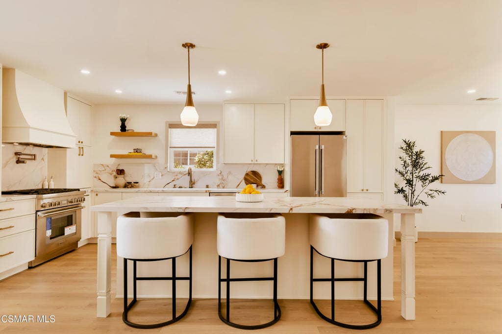 11118 Lindblade Street, Culver City, CA 90230 11118 Lindblade St- HsHProd-11