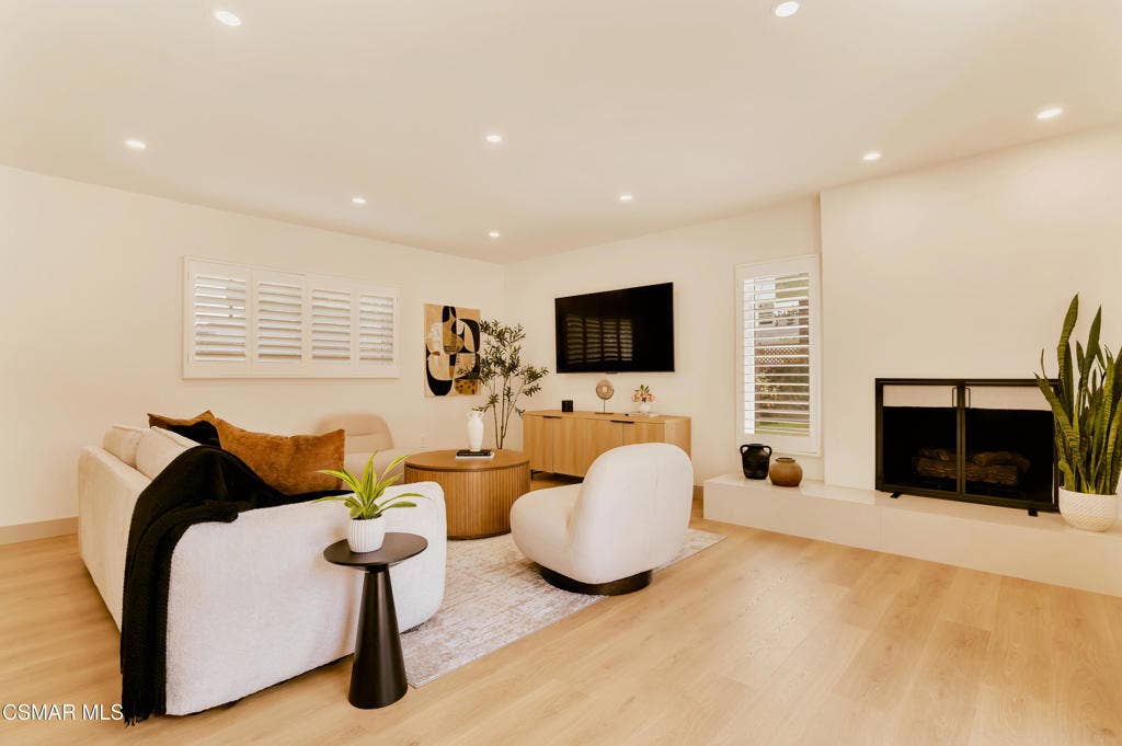 11118 Lindblade Street, Culver City, CA 90230 11118 Lindblade St- HsHProd-18