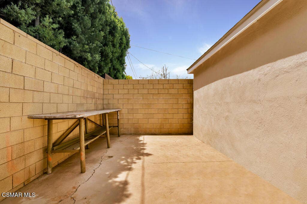 11118 Lindblade Street, Culver City, CA 90230 11118 Lindblade St- HsHProd-46