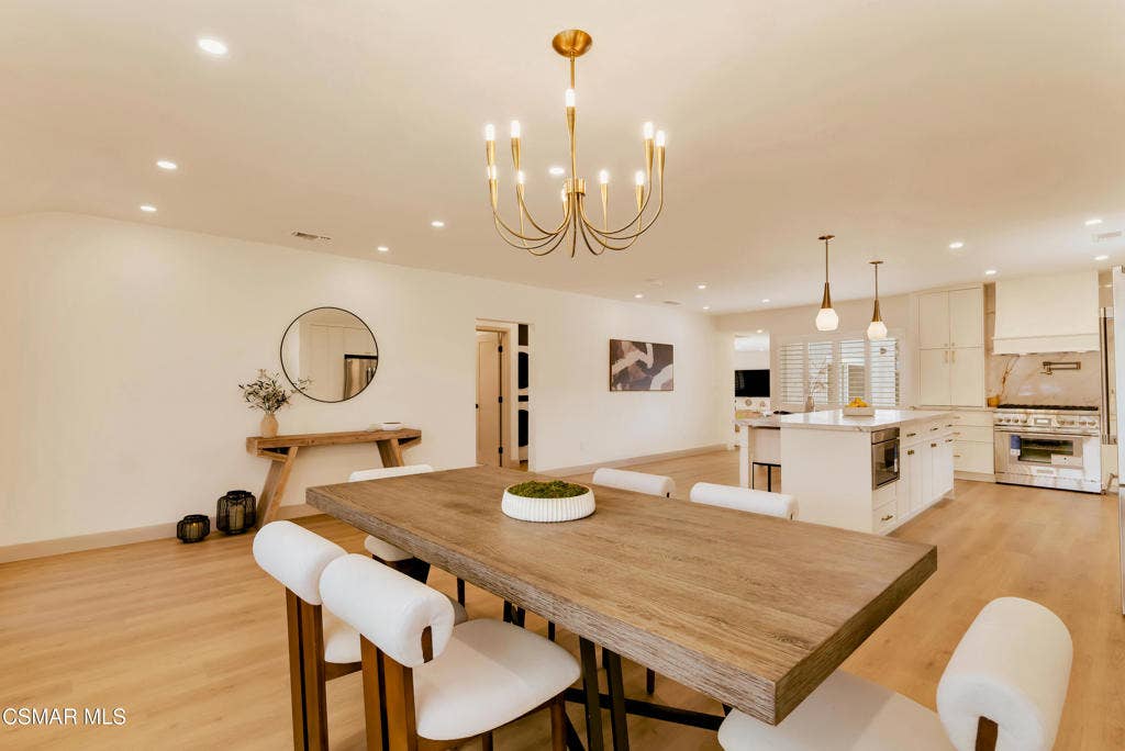 11118 Lindblade Street, Culver City, CA 90230 11118 Lindblade St- HsHProd-13