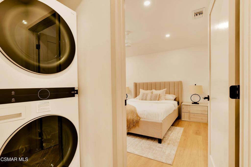 11118 Lindblade Street, Culver City, CA 90230 11118 Lindblade St- HsHProd-23