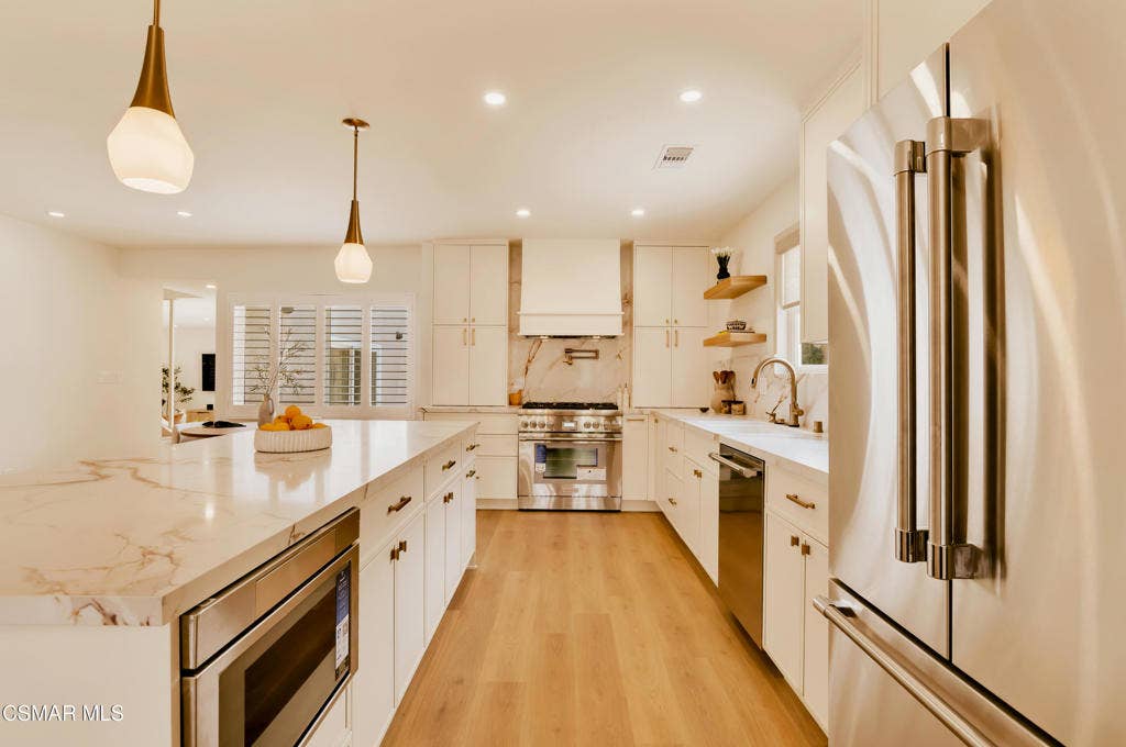 11118 Lindblade Street, Culver City, CA 90230 11118 Lindblade St- HsHProd-6