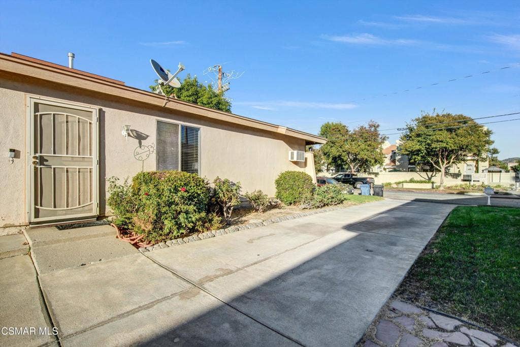 1933 Stow Street, Simi Valley, CA 93063 41-DSC04248_49_50_51_52