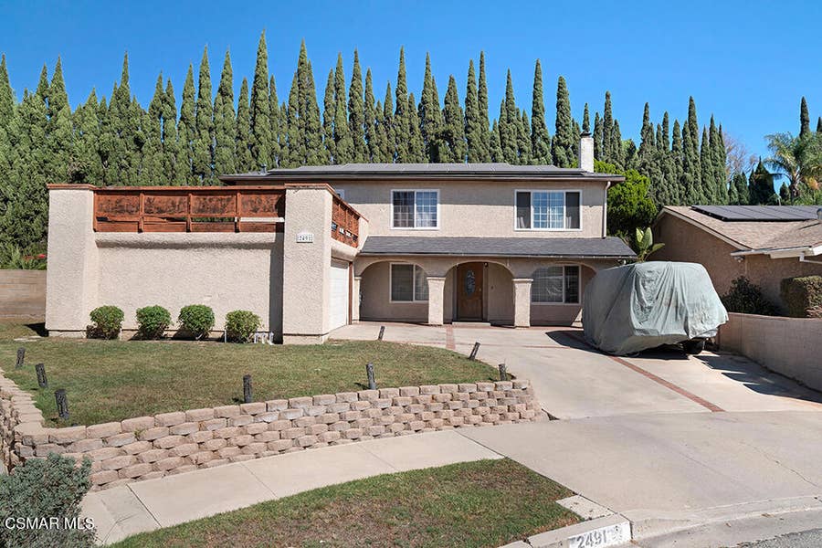 Property photo for 2491 N Castlemont Court, Simi Valley, CA