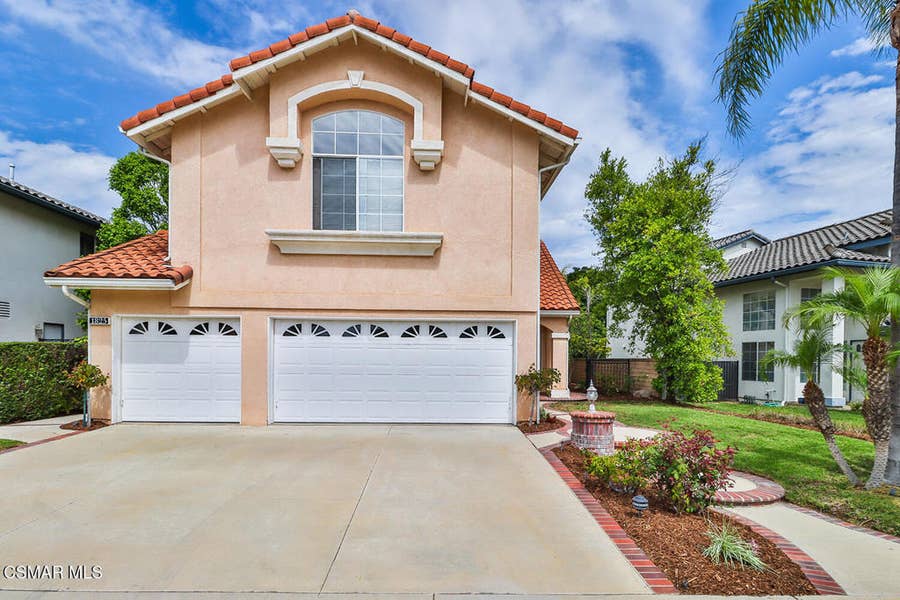 Property photo for 1825 Golden Oak Street, Newbury Park, CA