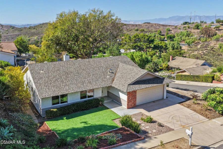 Property photo for 822 Calle Pinata, Thousand Oaks, CA