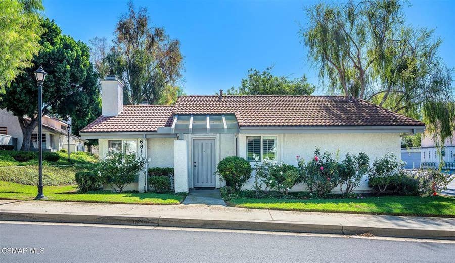 Property photo for 6818 Poppyview Drive, Oak Park, CA