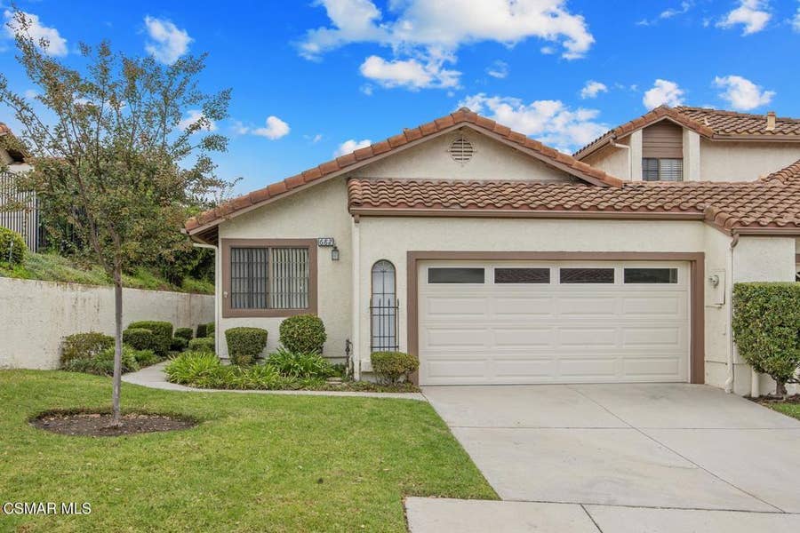 Property photo for 682 Llanerch Lane, Simi Valley, CA