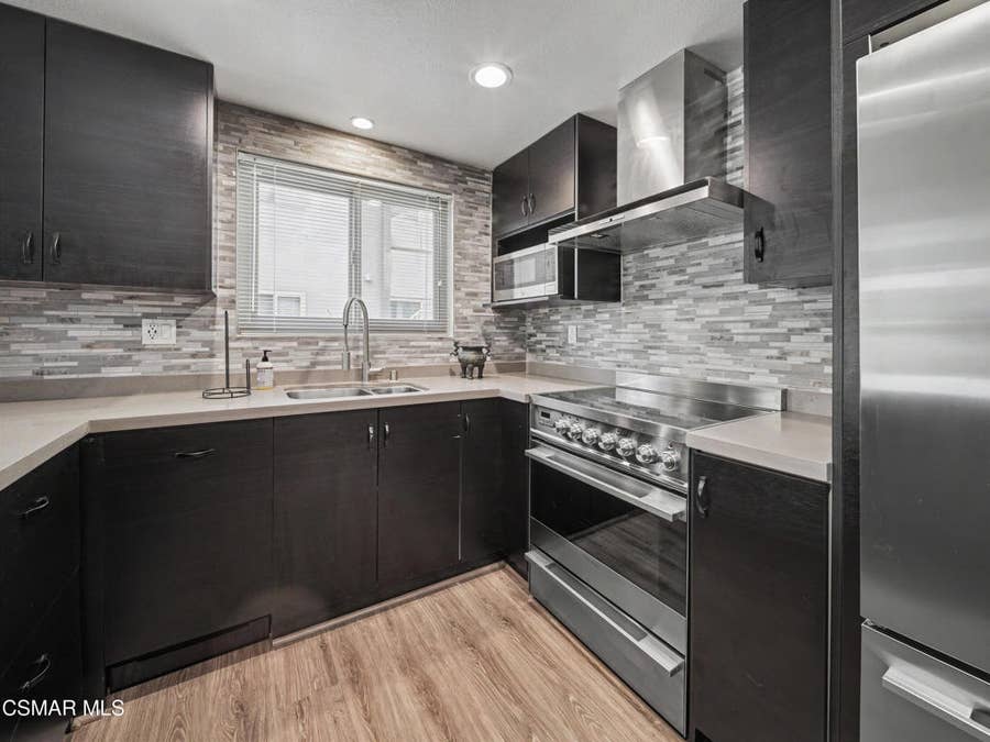 Property photo for 248 Oakleaf Drive, #101, Thousand Oaks, CA