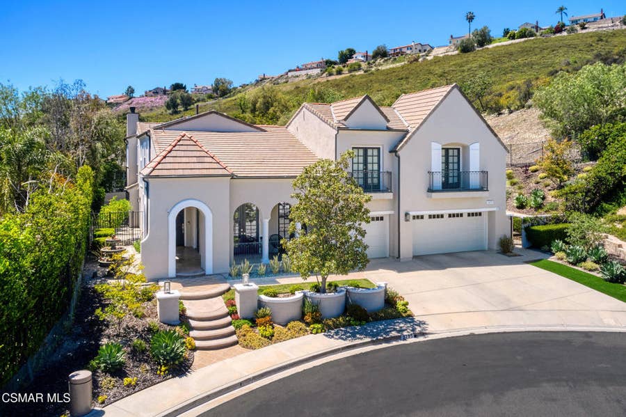 Property photo for 3295 Windmist Avenue, Thousand Oaks, CA