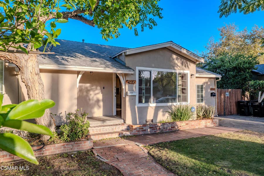 Property photo for 6946 Texhoma Avenue, Lake Balboa, CA
