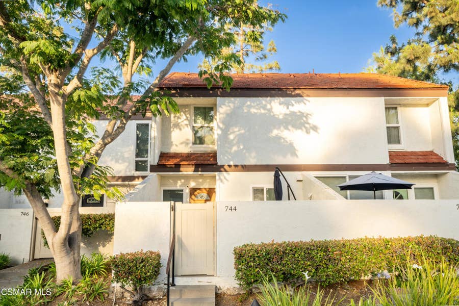 Property photo for 744 Tuolumne Avenue, Thousand Oaks, CA