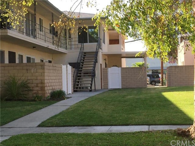 Property photo for 2213 San Anseline Avenue, #3, Long Beach, CA