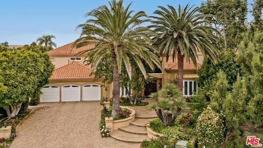 Property photo for 5306 Enderby Court, Calabasas, CA