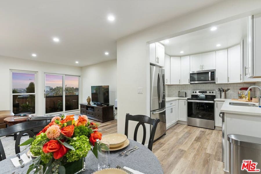 Property photo for 5651 Windsor Way, #301, Culver City, CA