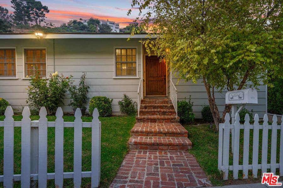 Property photo for 3771 Longview Valley Road, Sherman Oaks, CA