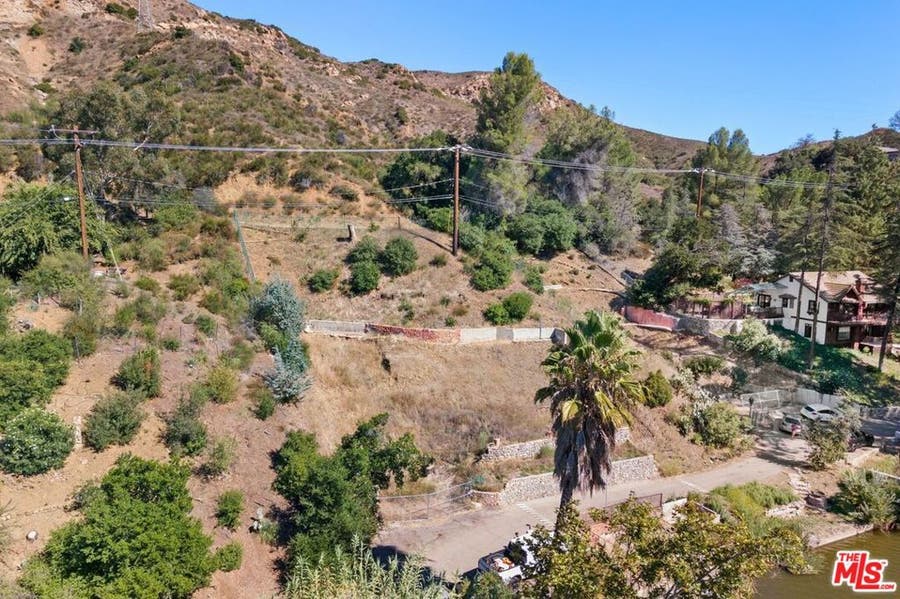 Property photo for 2040 E Lakeshore Drive, Agoura, CA