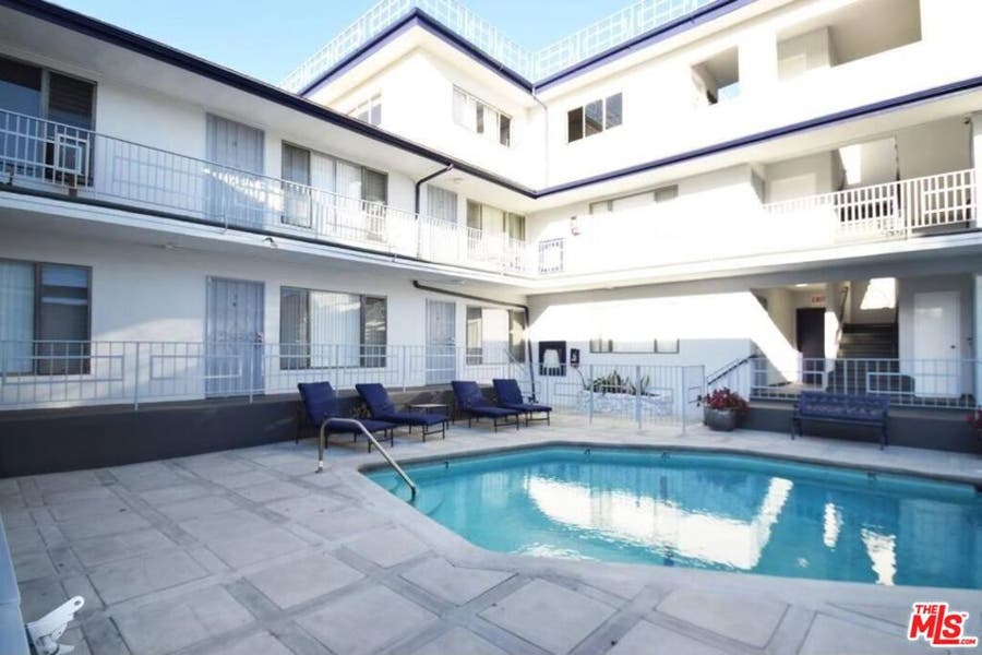 Property photo for 1940 Carmen Avenue, Los Angeles, CA