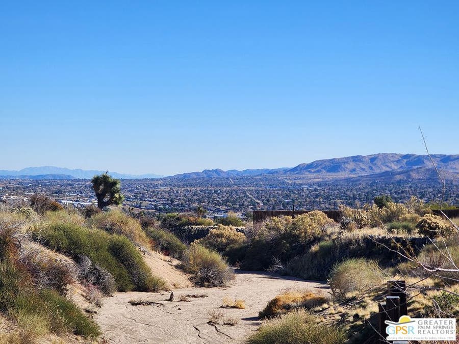 Property photo for 54260 Pinon Drive, Yucca Valley, CA