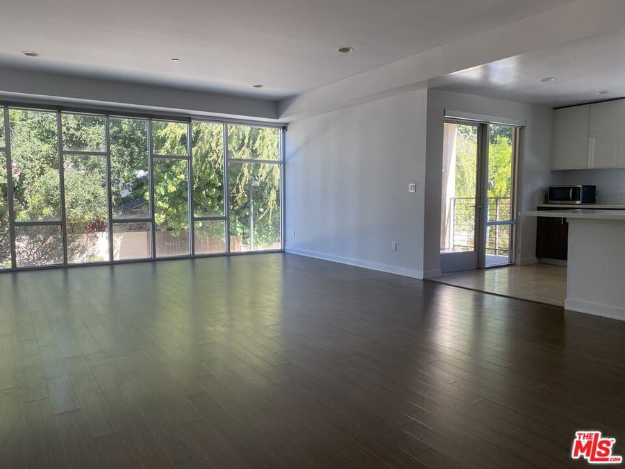 Property photo for 1968 N Lake Avenue, #201, Altadena, CA