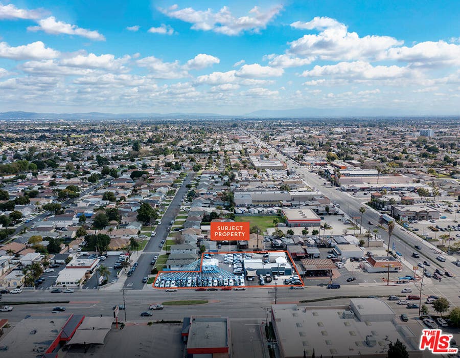 Property photo for 15804 Lakewood Boulevard, Bellflower, CA