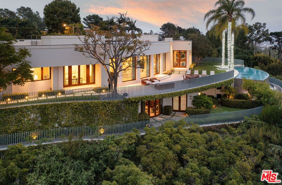 Property photo for 1118 Calle Vista Drive, Beverly Hills, CA